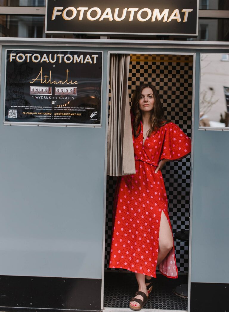 szydlownia_yes_dress_sukienka_grochy_kropki_rozowa_czerwona_ (17)-min
