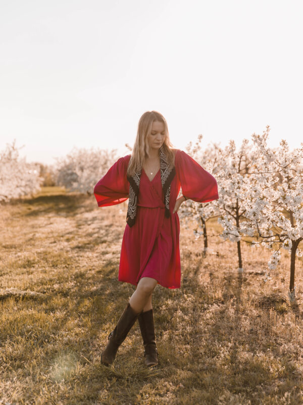 Isabella Dress- Sukienka mini z rozcięciem różowa