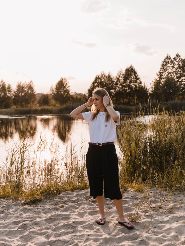 Go-To Pocket Shorts- czarne spodenki z kieszeniami