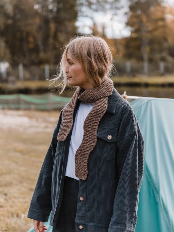 Wave Scarf- beżowy szaliczek