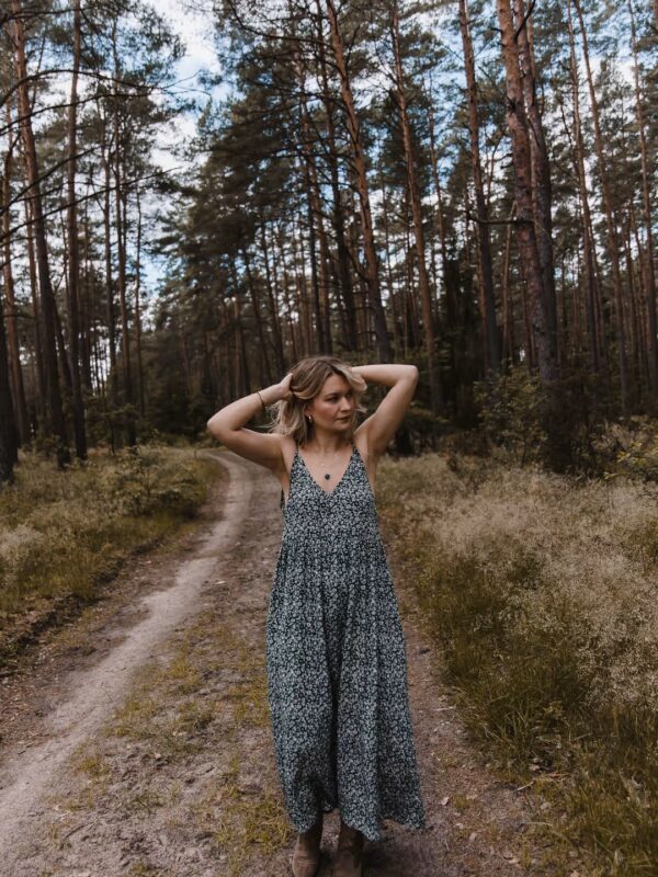 Primrose Dress- zielona sukienka w kwiatki